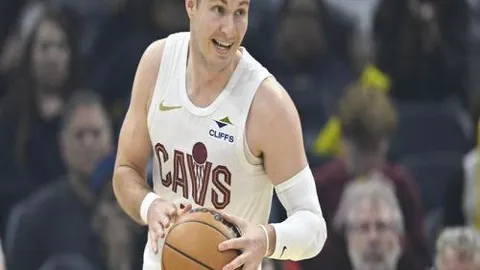 广西古壮拳高手蒙国东一击击败日本拳坛名将